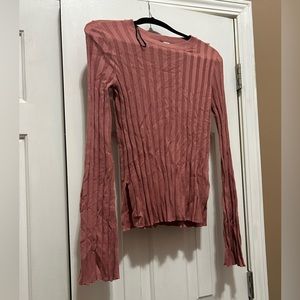 Long sleeve top, bell sleeves thick material